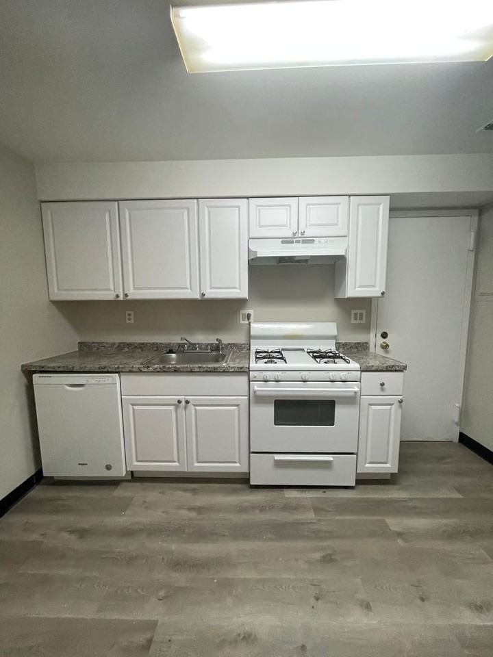 1913 Hamilton St - Photo 4 of 16