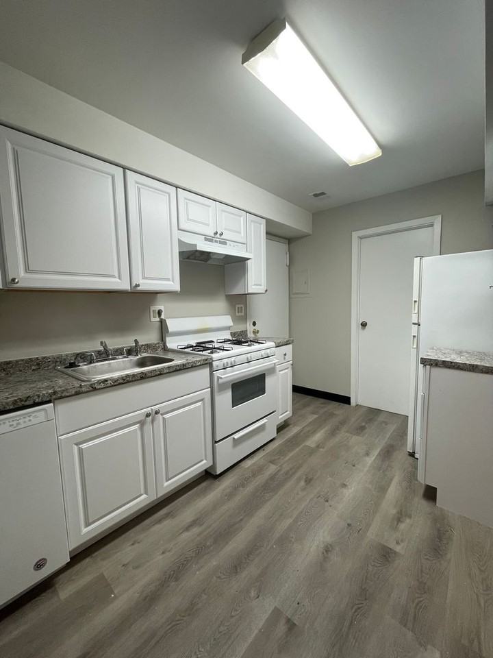 1913 Hamilton St - Photo 5 of 16