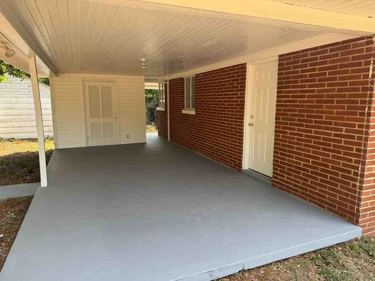 312 Gilmore Ave - Photo 3 of 15