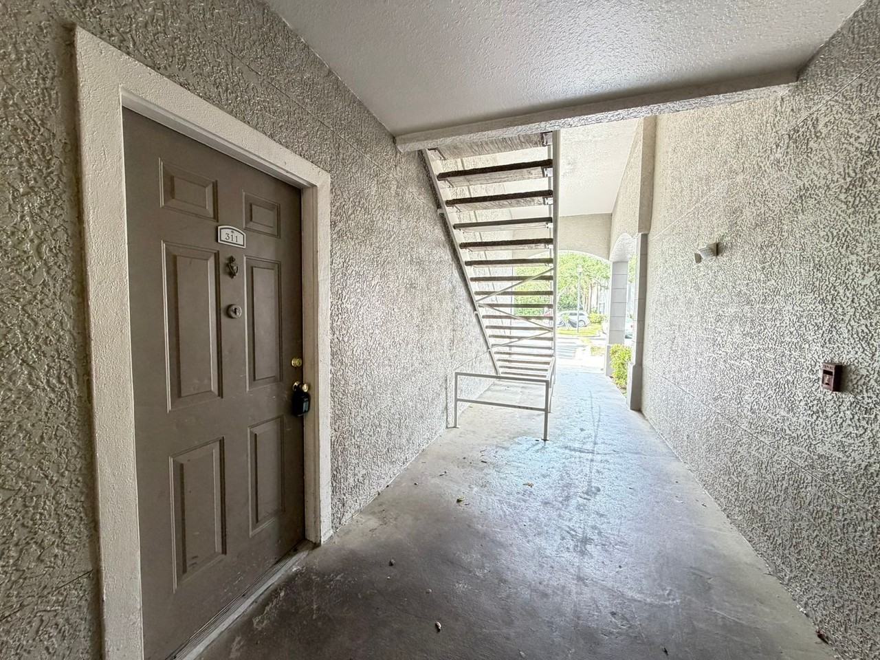 3319 S Kirkman Rd #311 - Photo 2 of 29