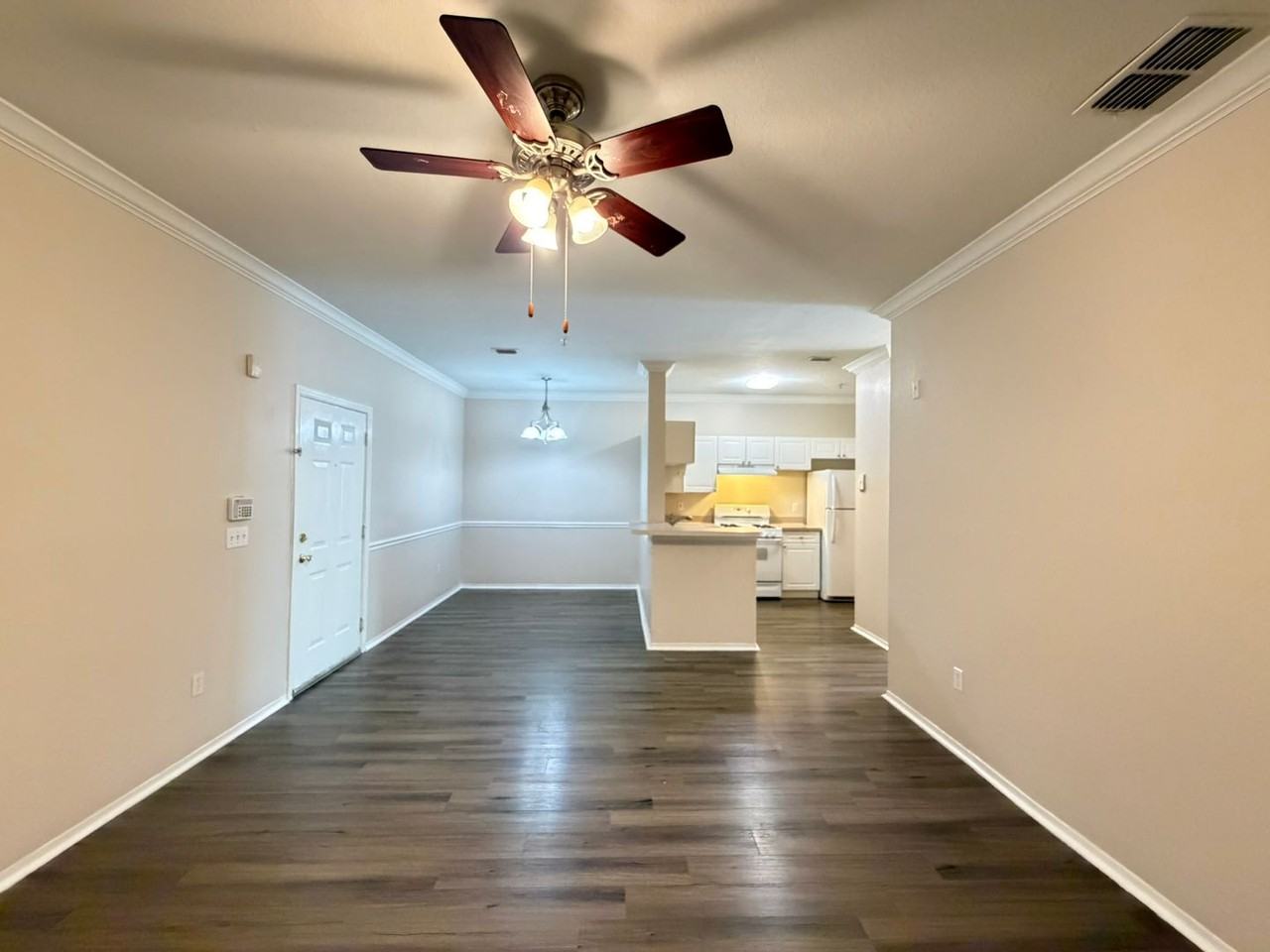 3319 S Kirkman Rd #311 - Photo 4 of 29