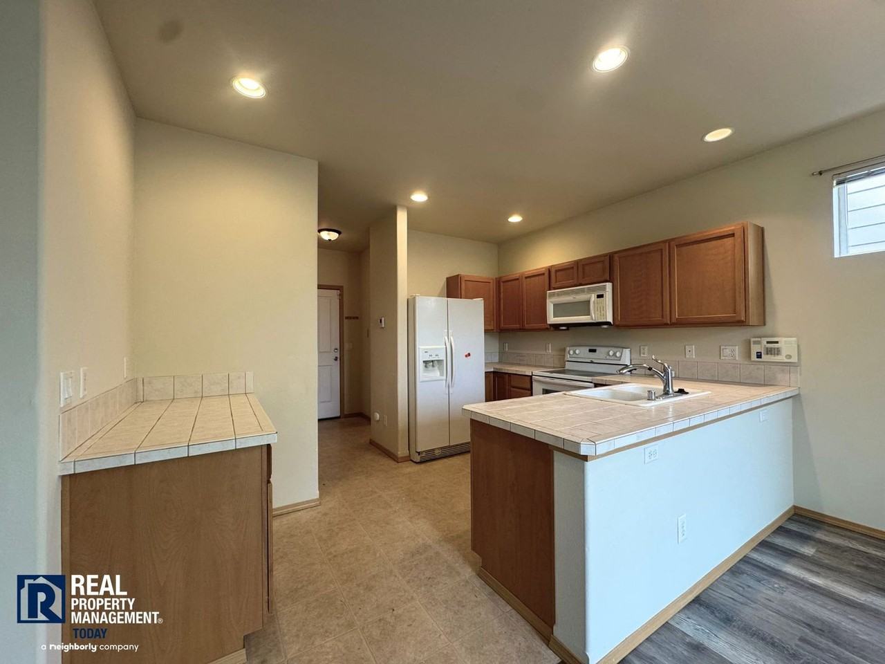 18807 97th Avenue Ct E - Photo 2 of 18