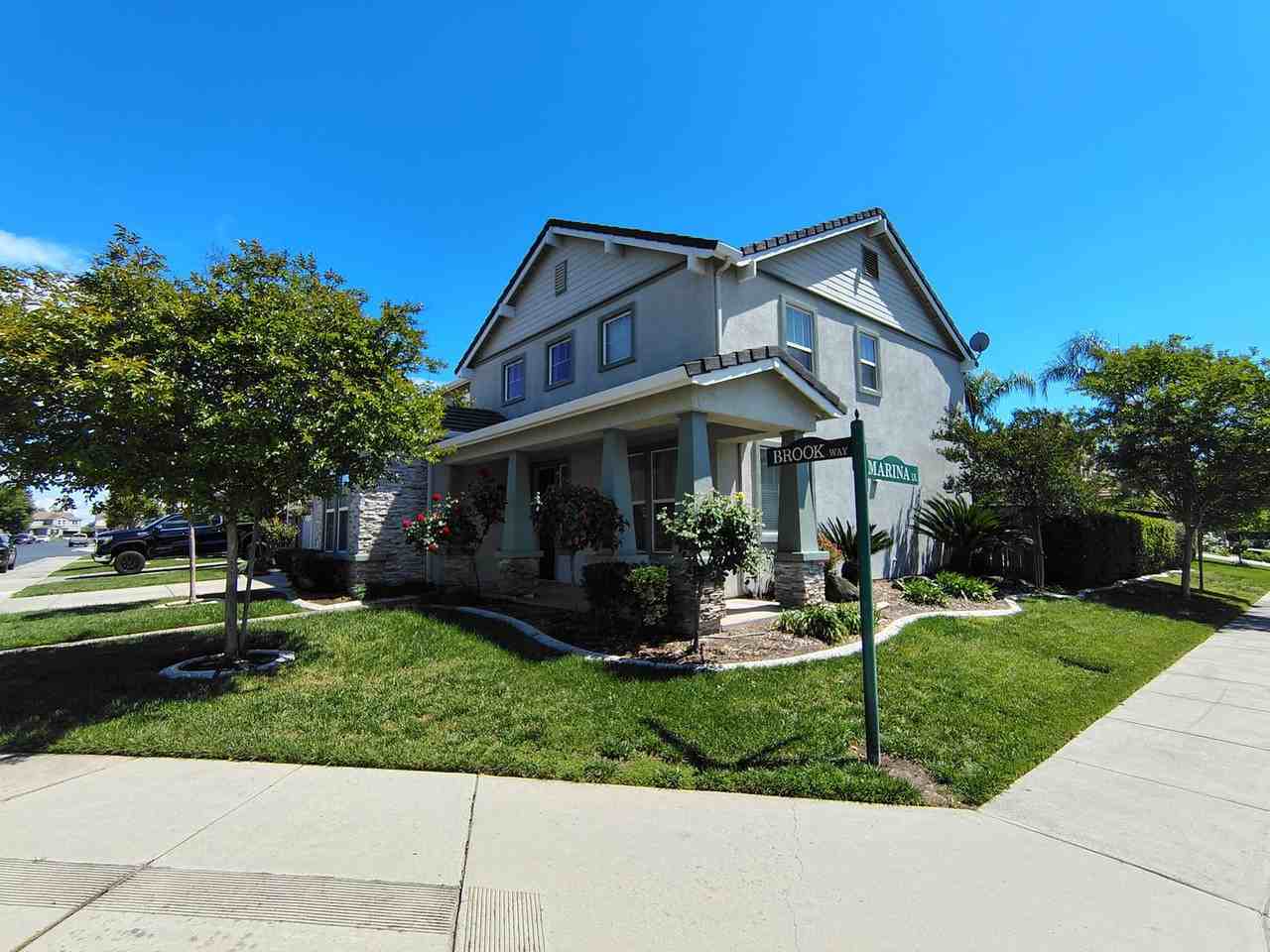 13606 Brook Way - Photo 2 of 50