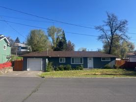 421 Lytton St - Photo 1 of 1