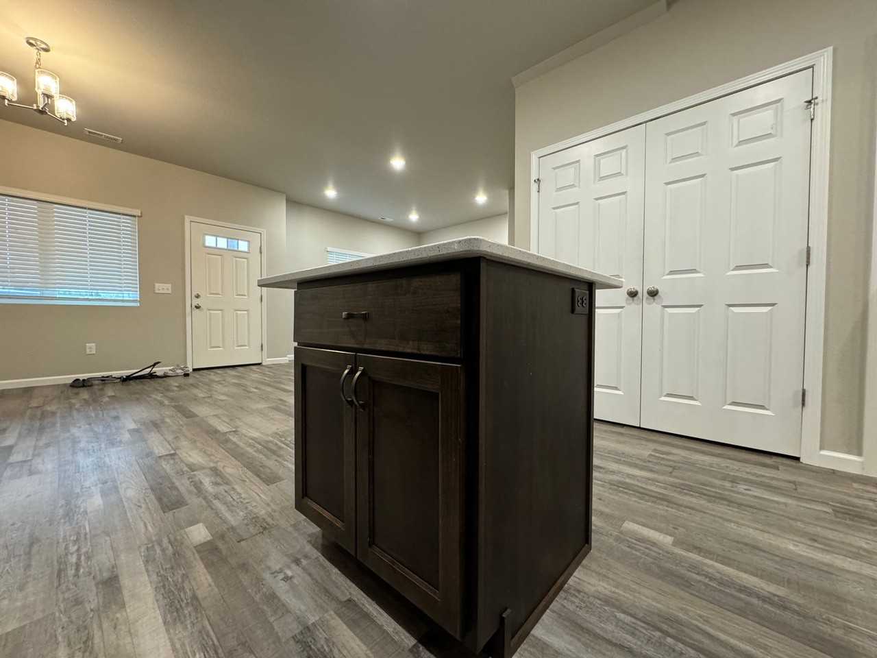 3402 French St - Photo 4 of 19