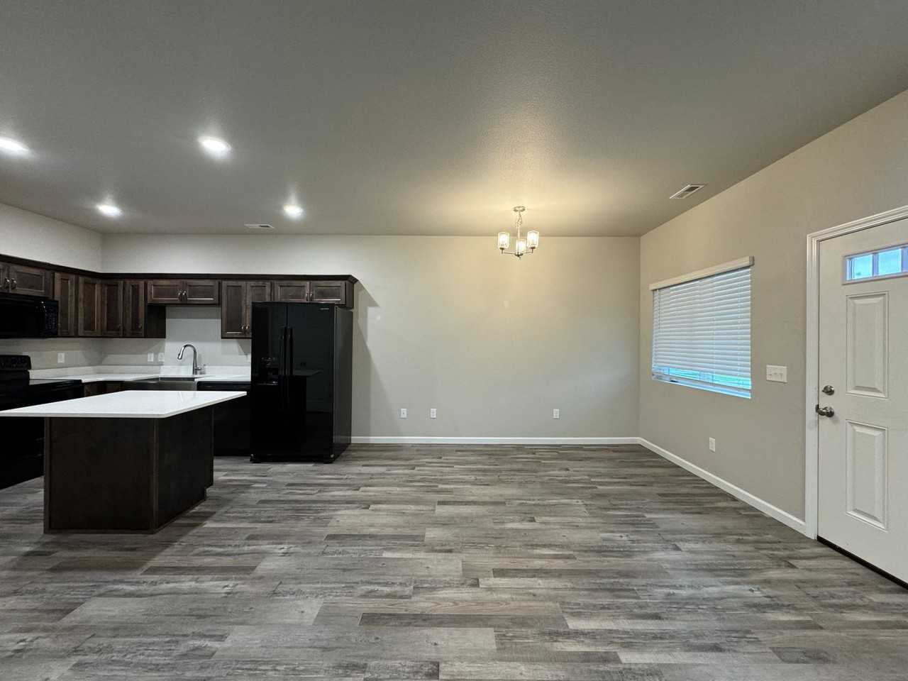 3402 French St - Photo 5 of 19