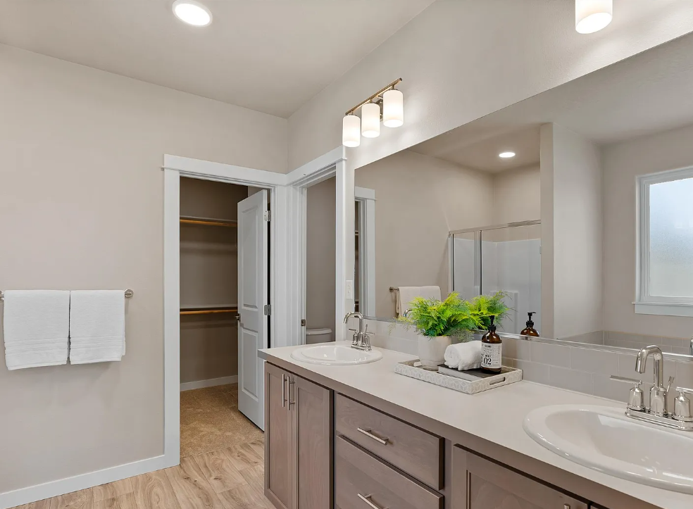 18277 E 17th Ave #1 - Photo 7 of 8