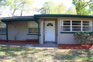 595 Brentwood Dr - Photo 1 of 1