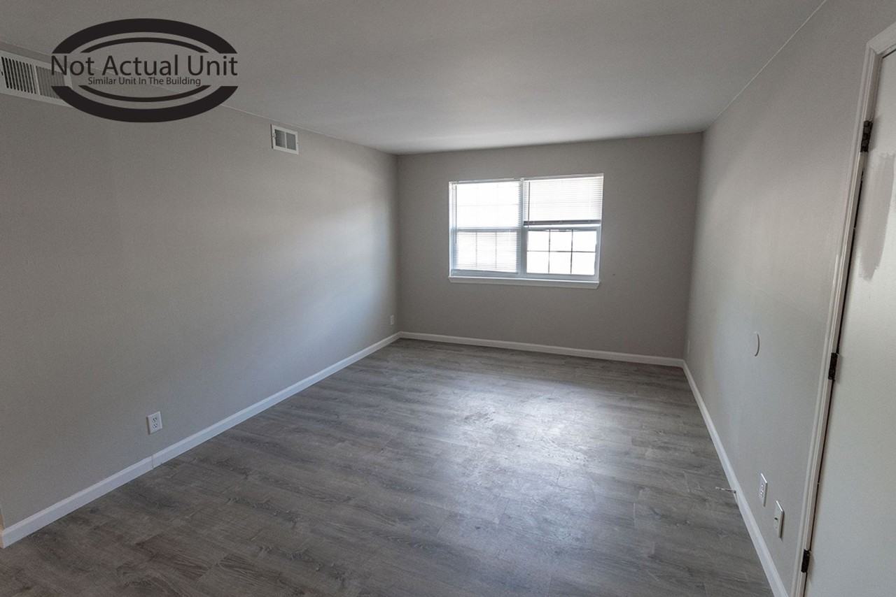 3408 Balboa Ln #48 - Photo 5 of 20