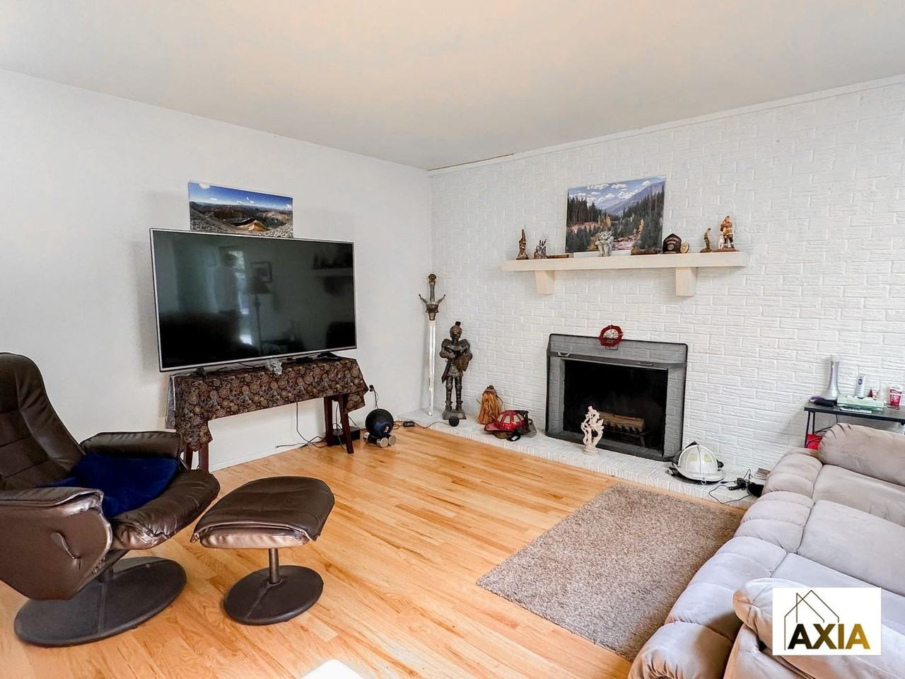 2545 Juniper Ave - Photo 3 of 15