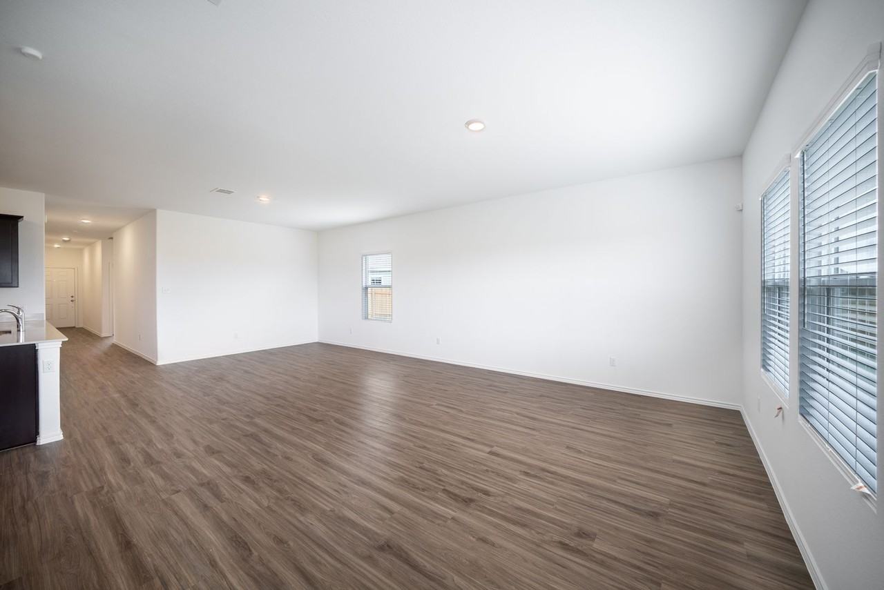 117 Prairie Dog Town Rd - Photo 5 of 30