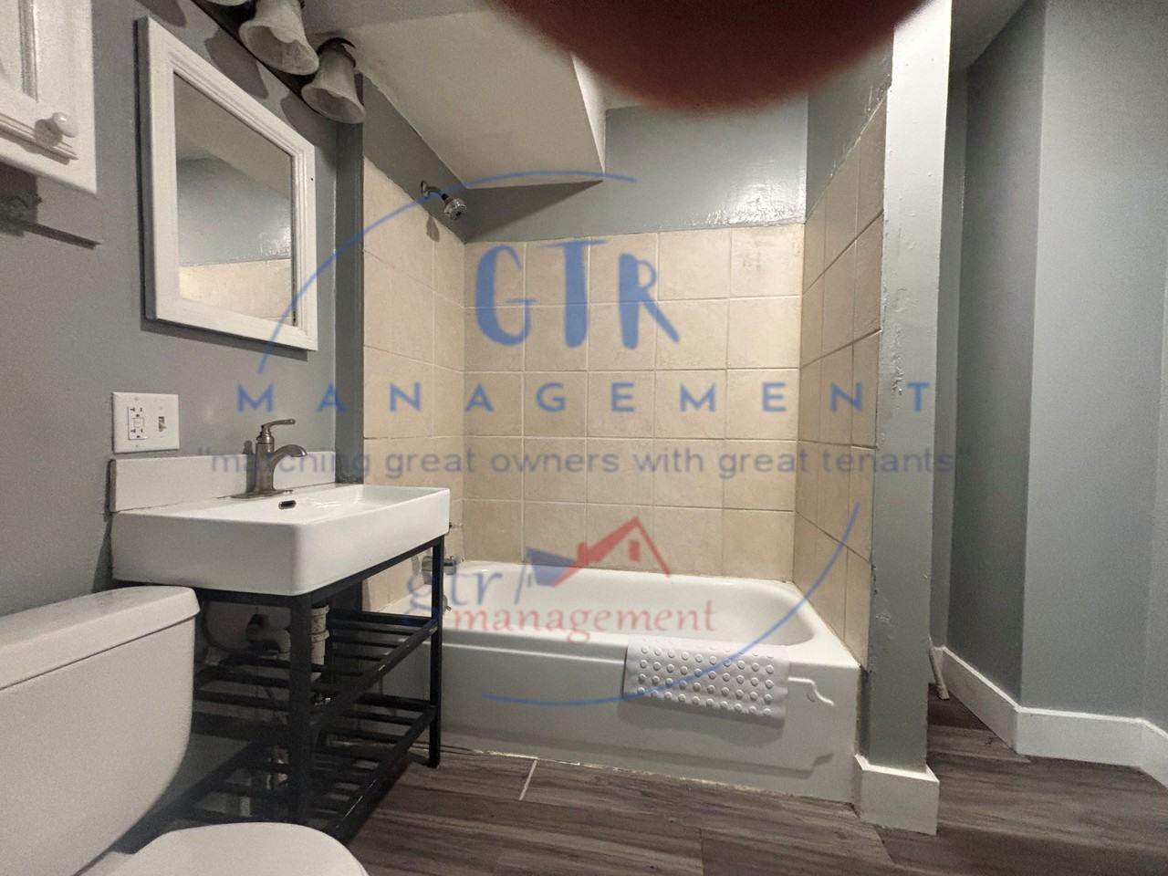 5348 N 25th St #1 - Photo 4 of 10