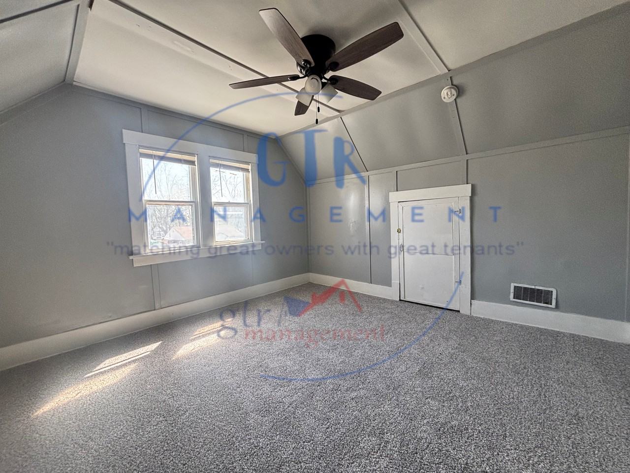 5348 N 25th St #1 - Photo 5 of 10