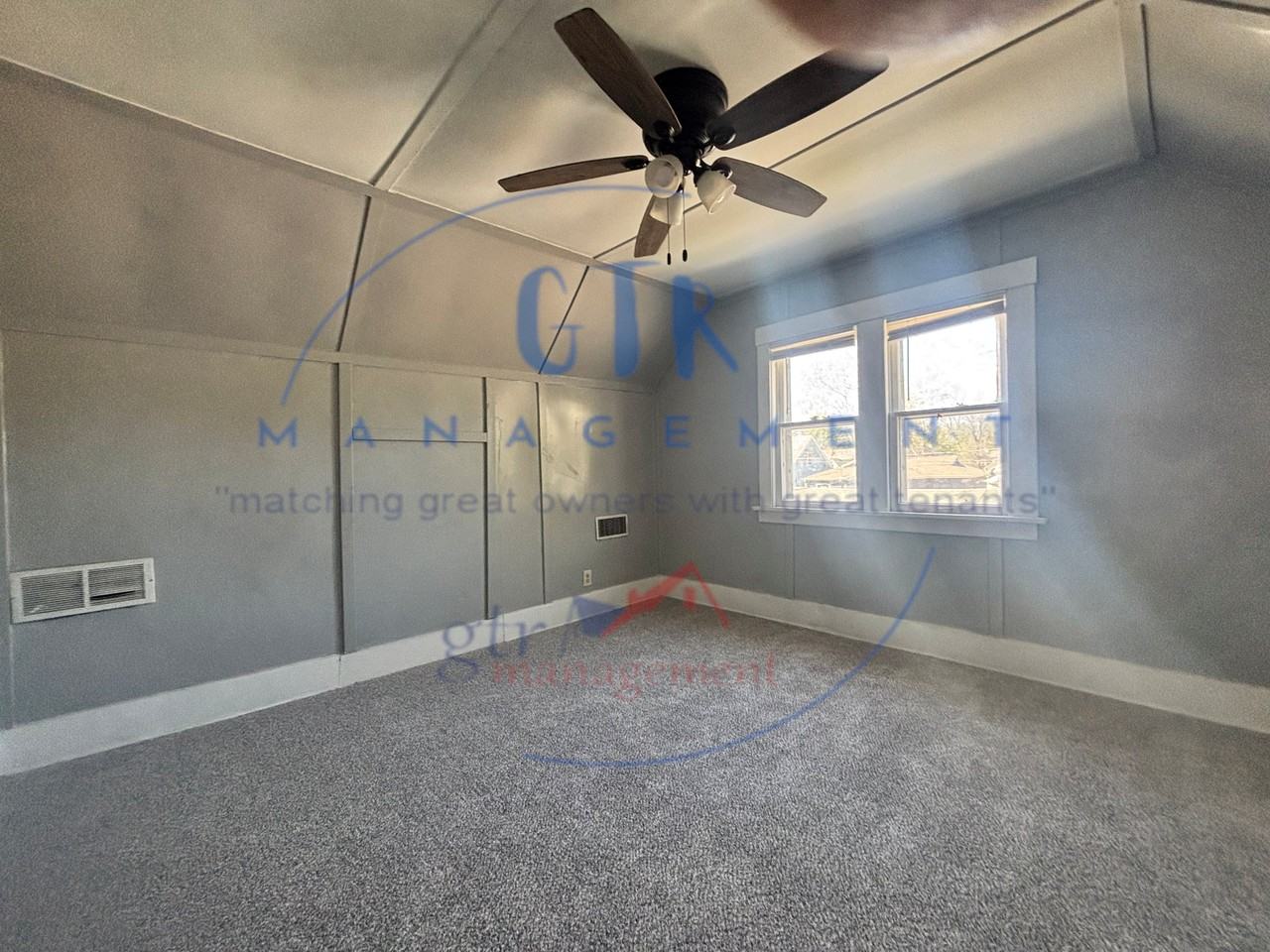 5348 N 25th St #1 - Photo 7 of 10