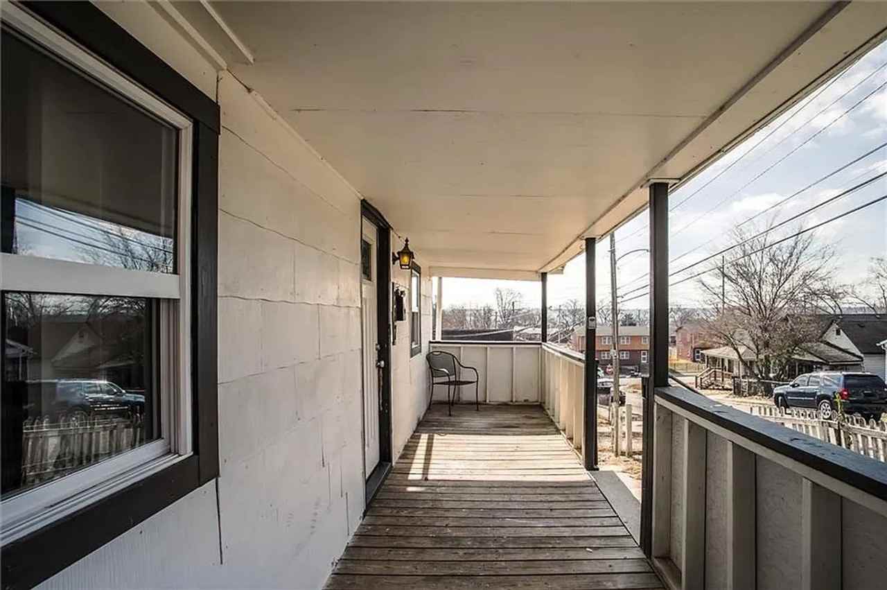 287 S Coy St - Photo 2 of 15