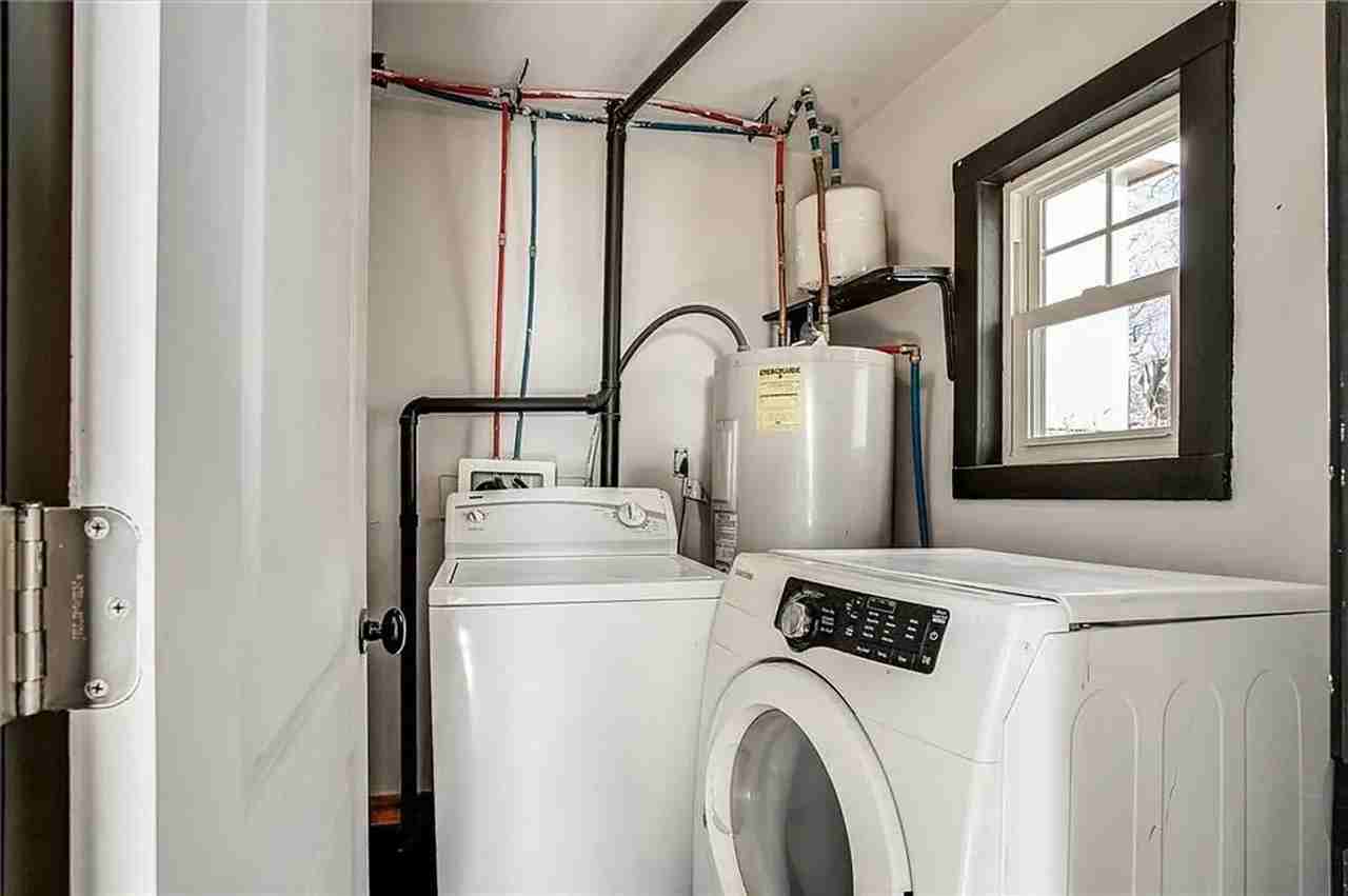 287 S Coy St - Photo 7 of 15