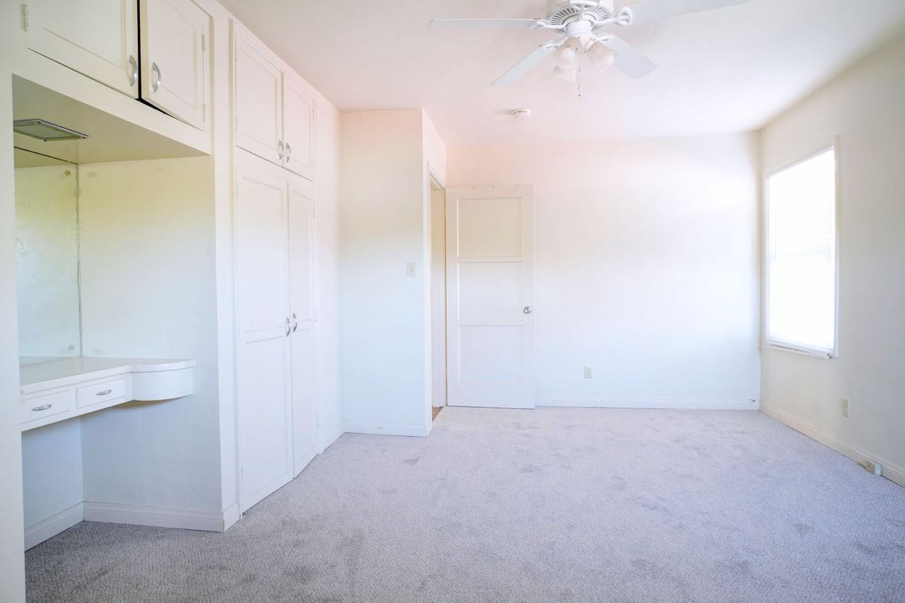 5021 Garfield St - Photo 7 of 20