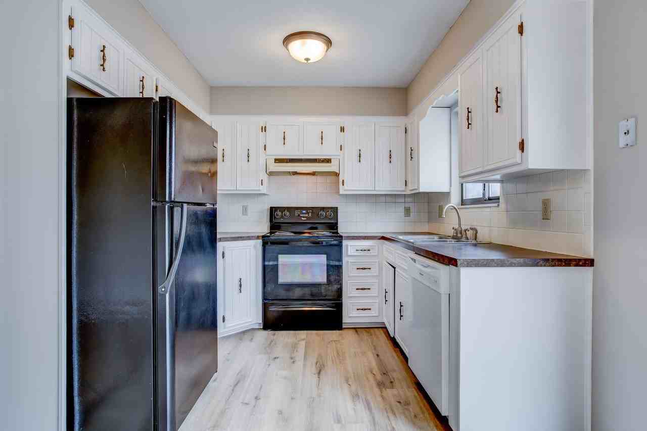 2130 S White Oak Dr - Photo 6 of 14