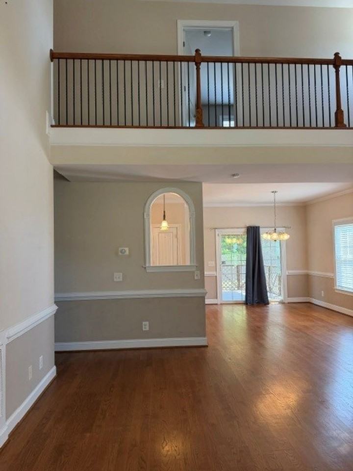 208 Laurel Dr - Photo 5 of 41