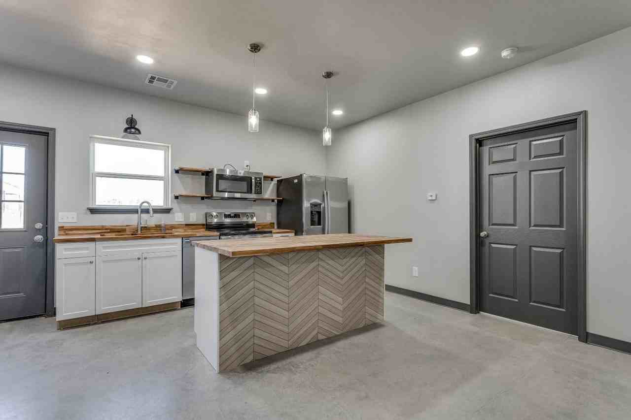 12571 Highway 77 - Photo 5 of 50
