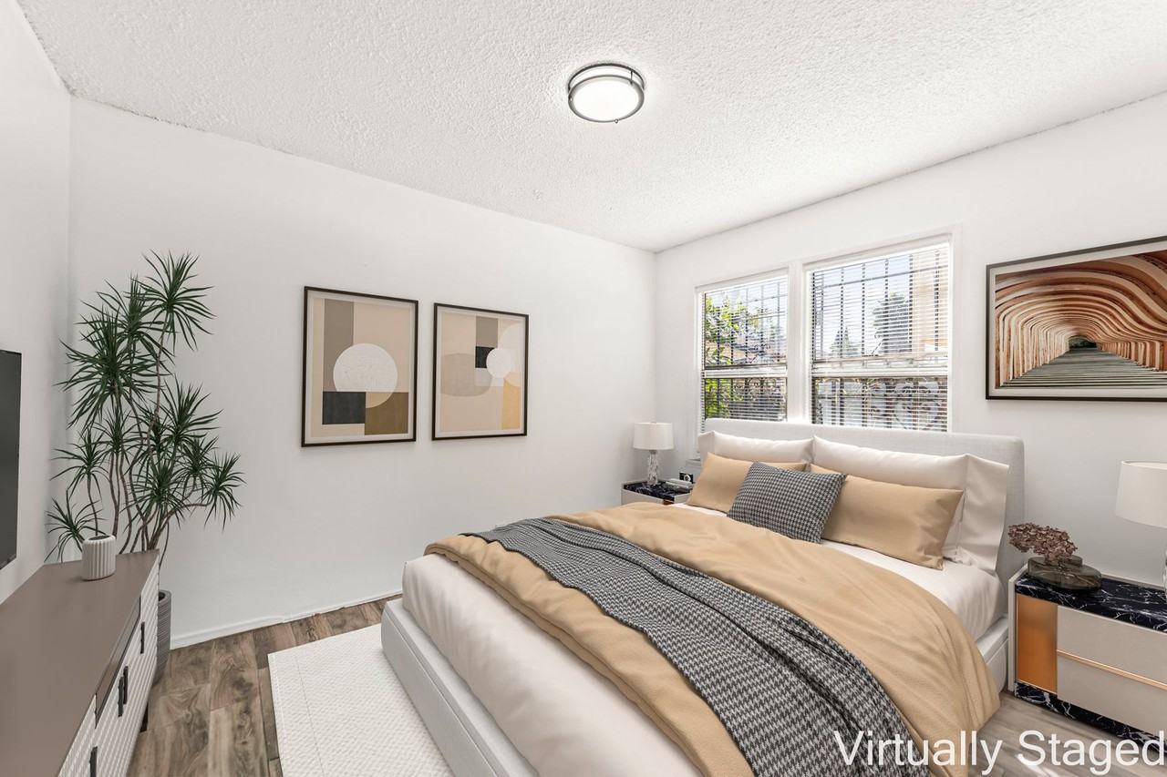 956 E Imperial Hwy - Photo 2 of 15