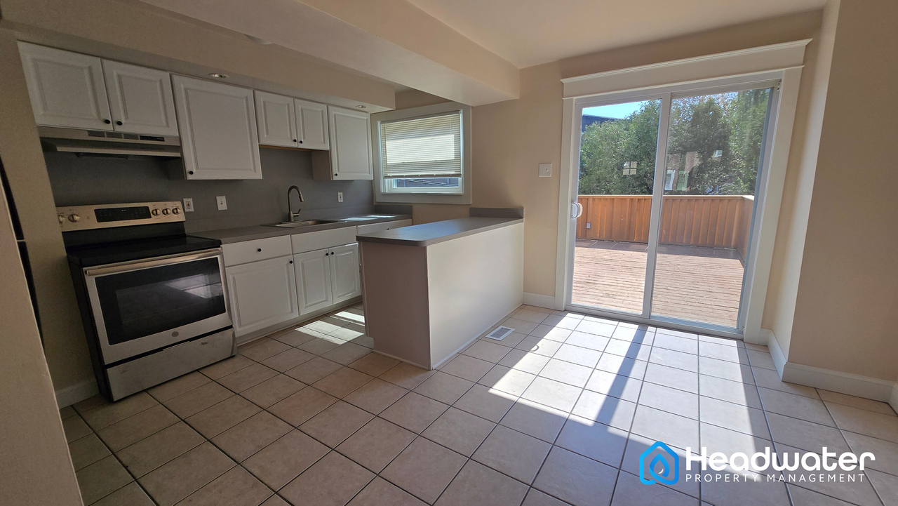 804 Grant Rd - Photo 6 of 19