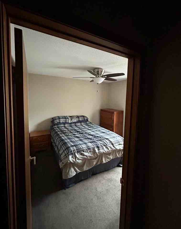 320 N 2nd St - Photo 5 of 10