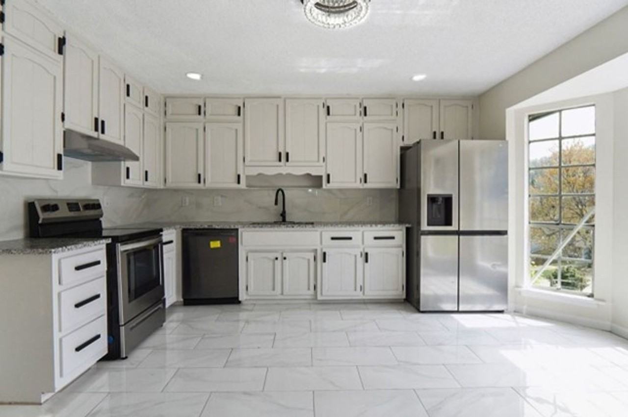 1748 Sonia Dr - Photo 6 of 15