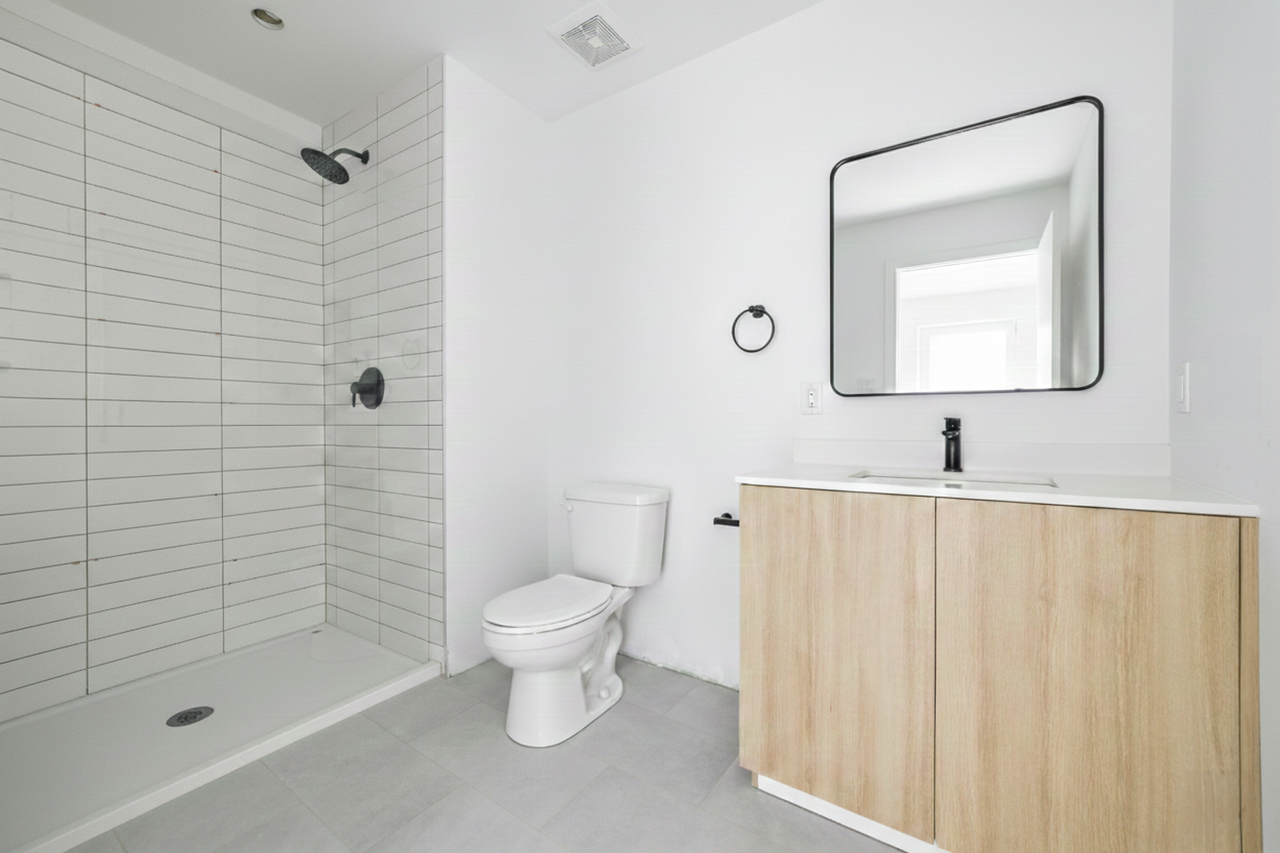 1036 Commonwealth Ave - Photo 4 of 11