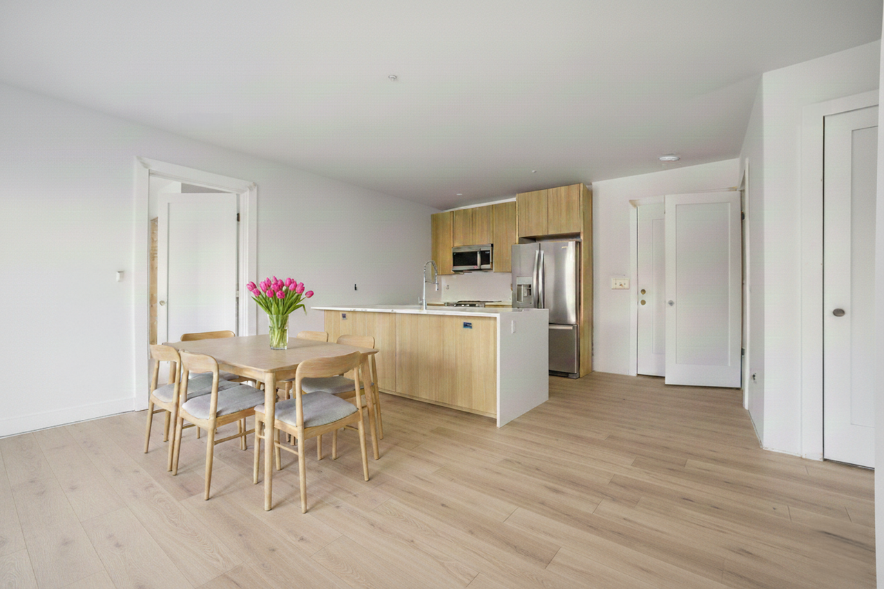 1036 Commonwealth Ave - Photo 6 of 11