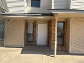 2903 Ne Tortoise Dr #B - Photo 1 of 1