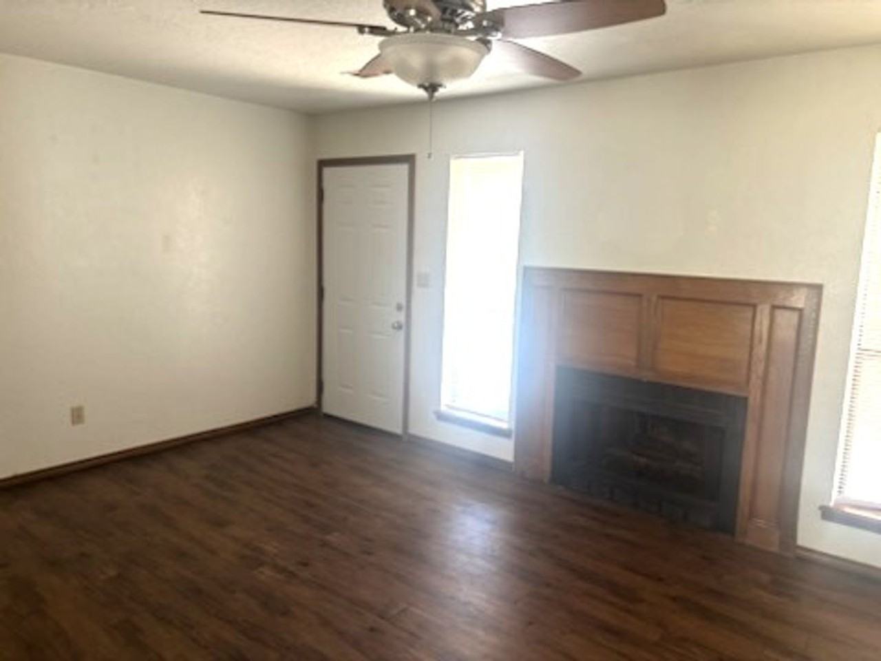 2903 Ne Tortoise Dr #B - Photo 3 of 12