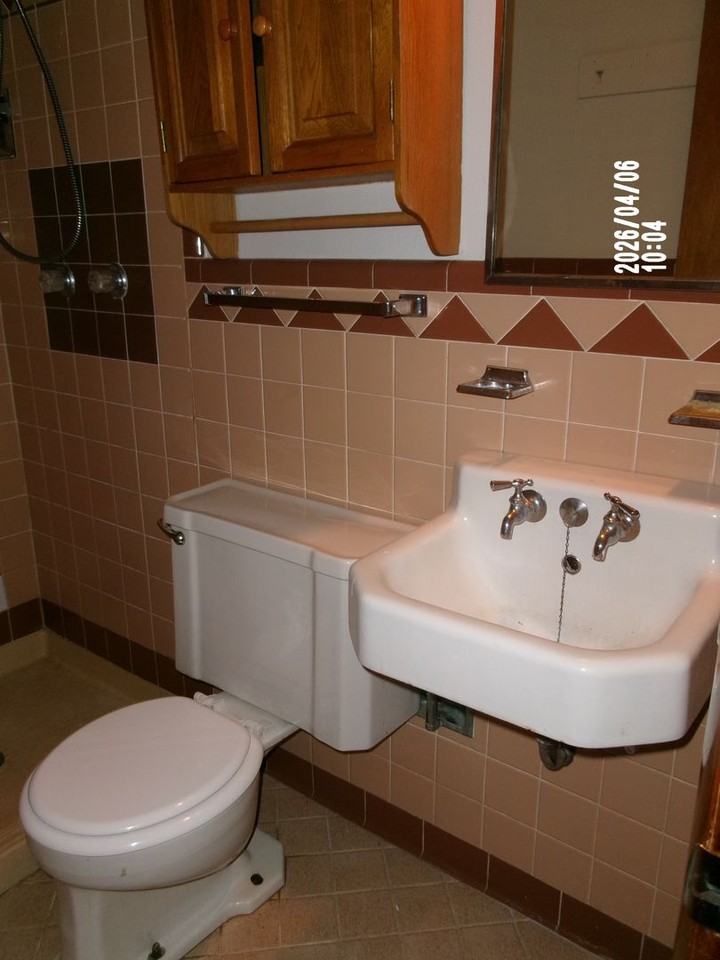 2112 Sw A Ave - Photo 5 of 38