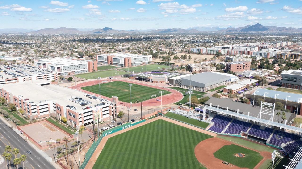 6541 N 44th Ave - Photo 5 of 15