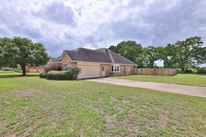 featured image of 105 Lawrence Marshall Dr