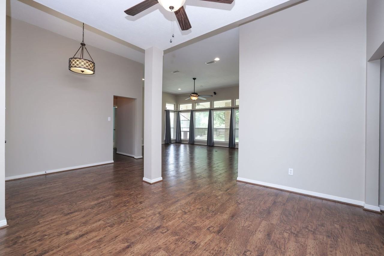 105 Lawrence Marshall Dr - Photo 7 of 40