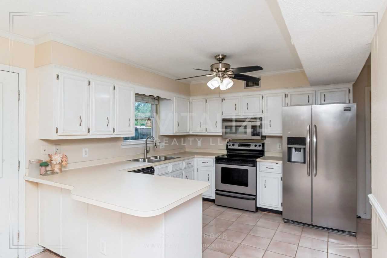 9490 Cinder Dr - Photo 5 of 22