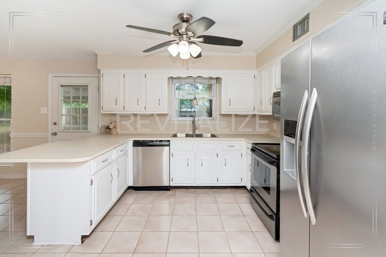 9490 Cinder Dr - Photo 6 of 22