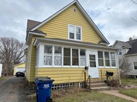 featured image of 909 S 6th Ave