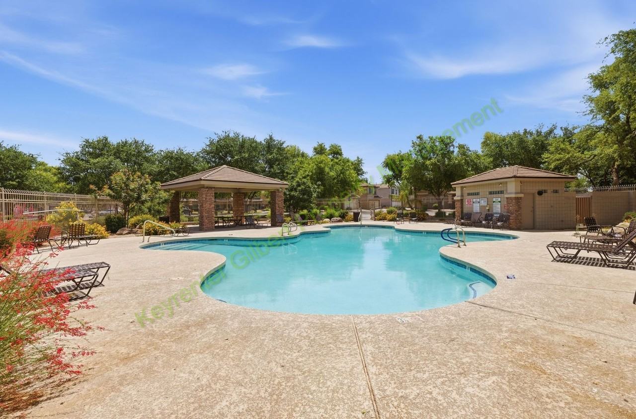 1480 S Avocet St - Photo 2 of 35