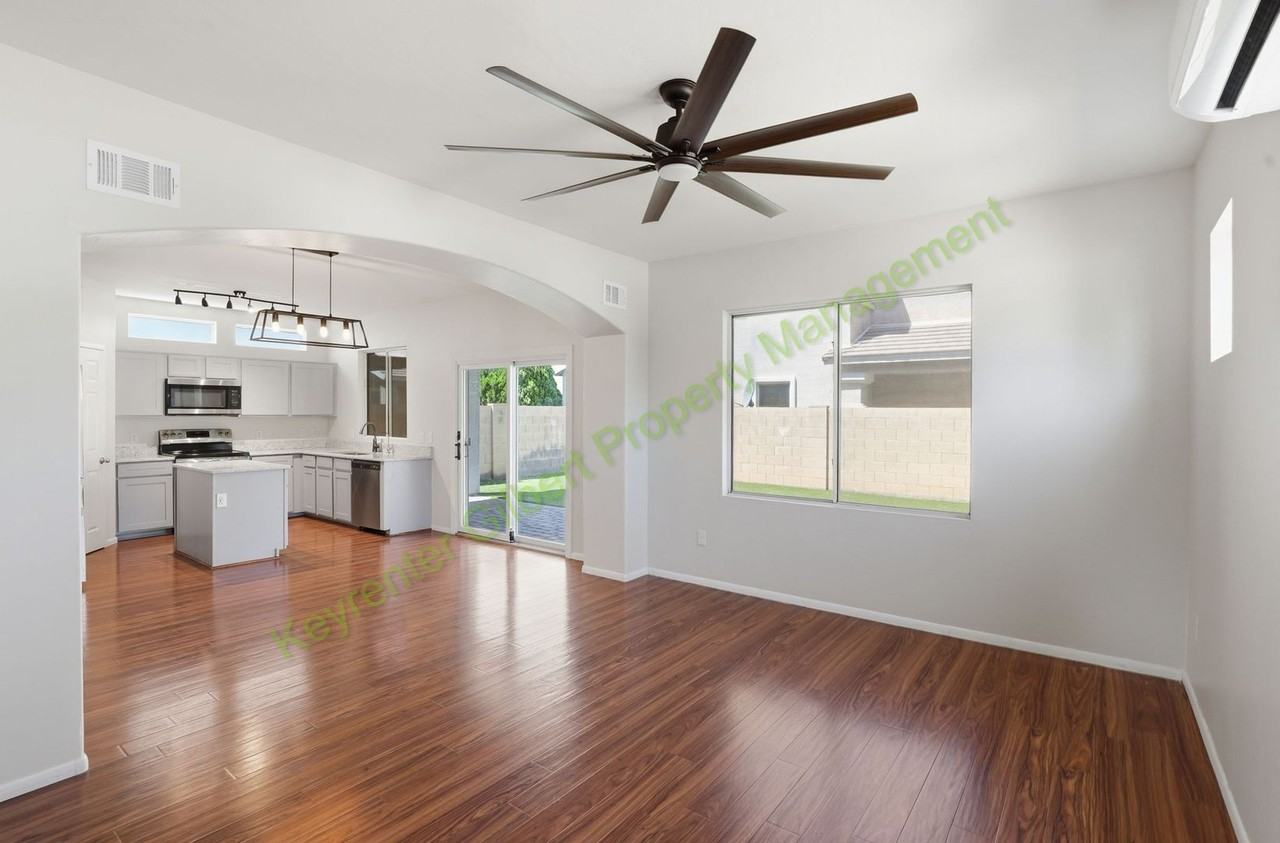 1480 S Avocet St - Photo 6 of 35