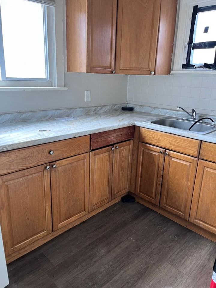 2003 Willowdale Ave - Photo 4 of 17