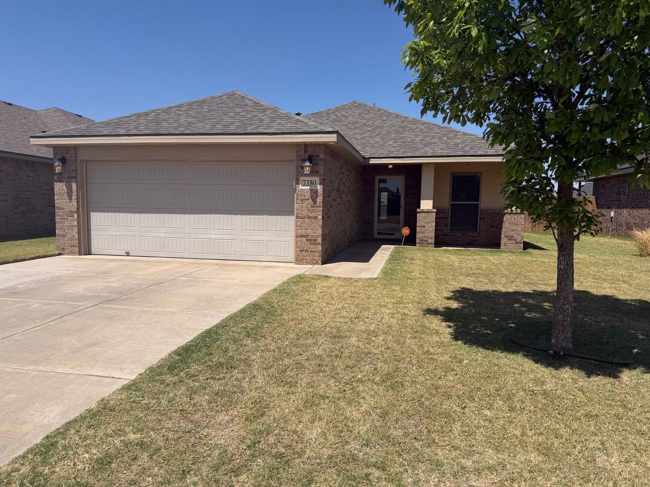 7350 100th St - Photo 3 of 35