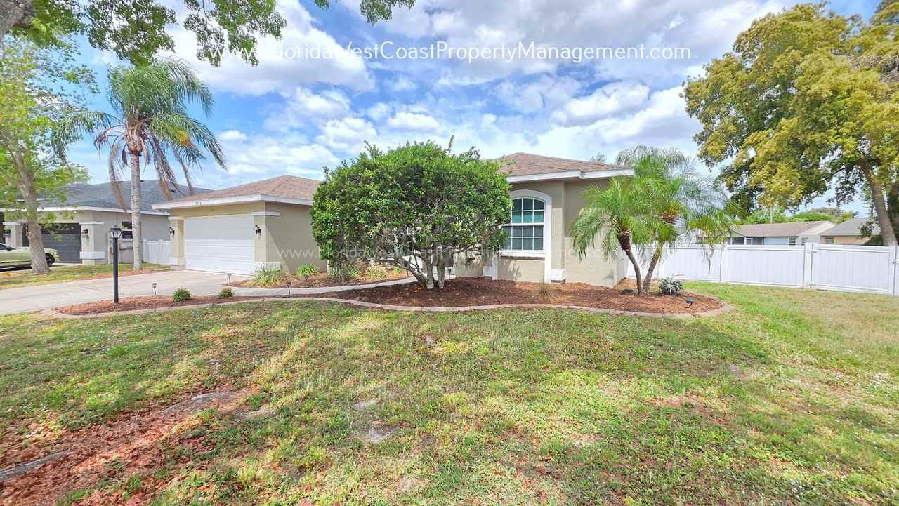 6004 61st St E - Photo 2 of 43