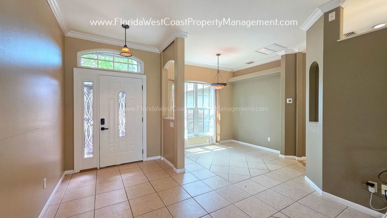 6004 61st St E - Photo 4 of 43