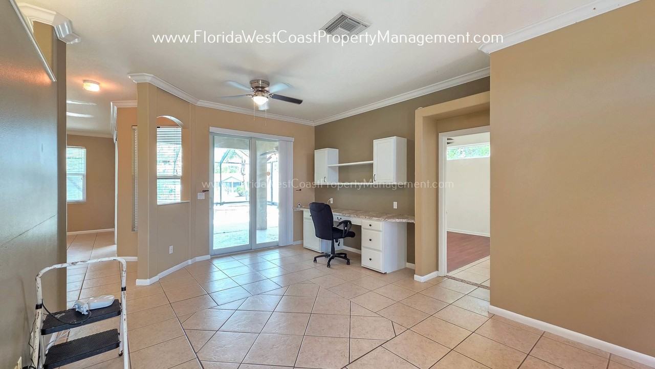 6004 61st St E - Photo 6 of 43