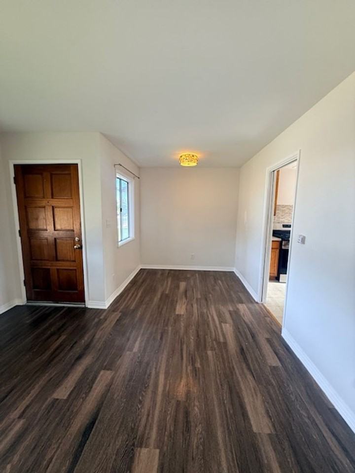 1155 Connecticut St - Photo 4 of 17