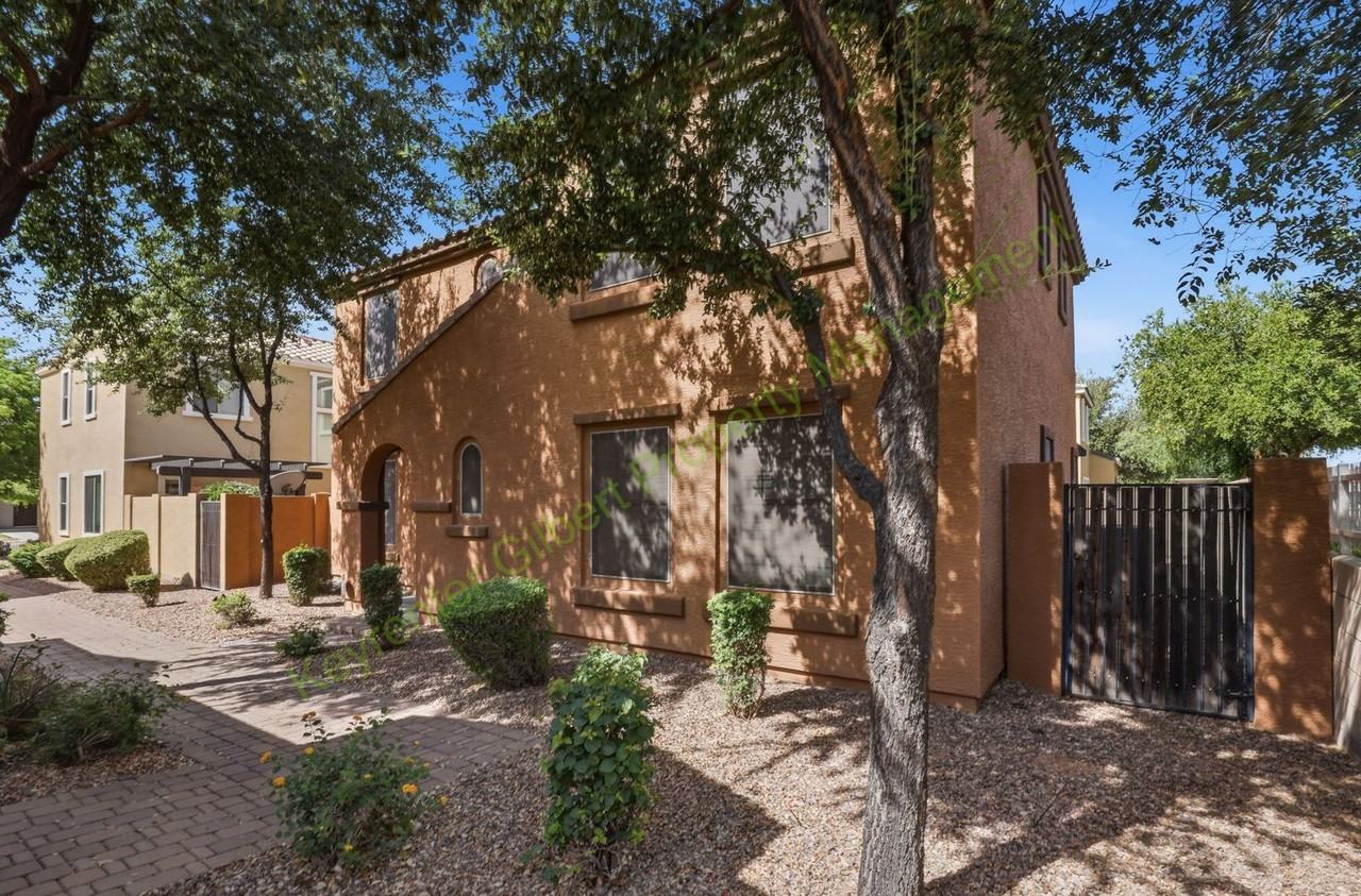 3262 E Milky Way - Photo 2 of 37