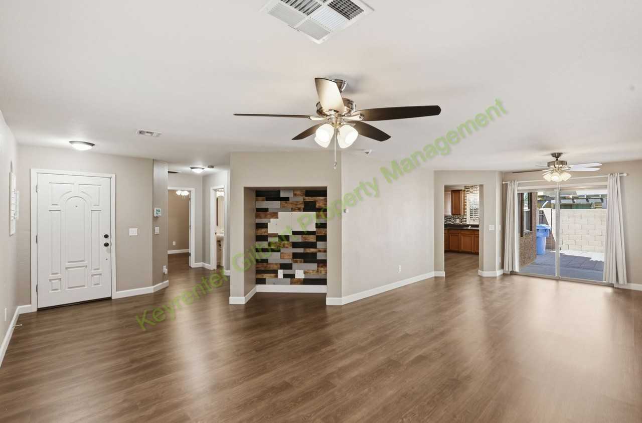 3262 E Milky Way - Photo 4 of 37