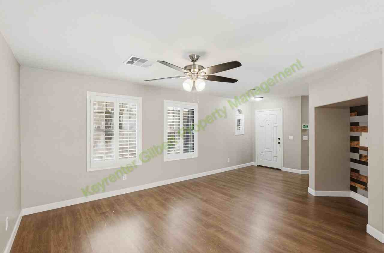 3262 E Milky Way - Photo 5 of 37